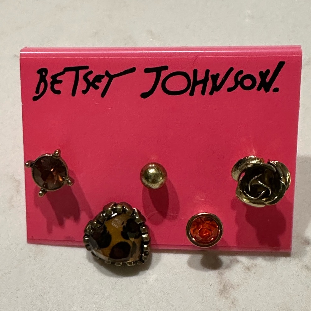 NWT Betsey Johnson Gold and Orange Earring Mismatch Set